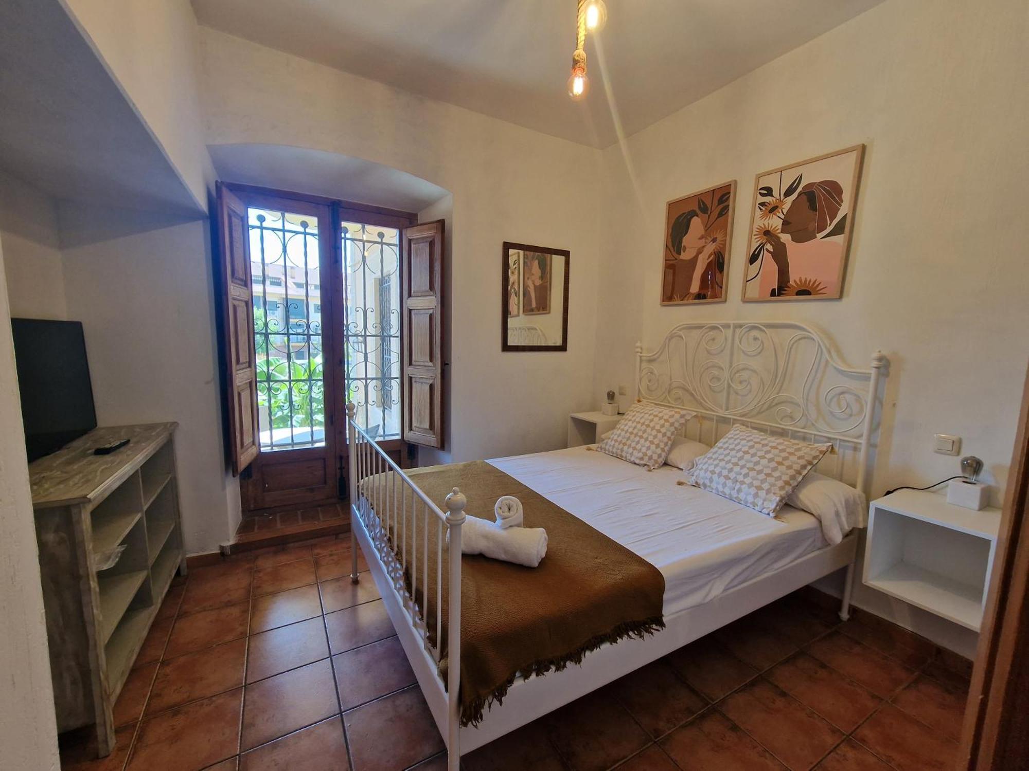 Hostal La Colonial มาดริกาล เด ลา วีรา ภายนอก รูปภาพ