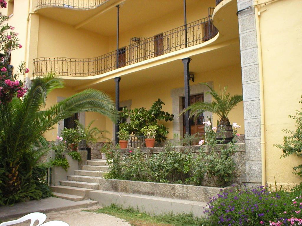 Hostal La Colonial มาดริกาล เด ลา วีรา ภายนอก รูปภาพ